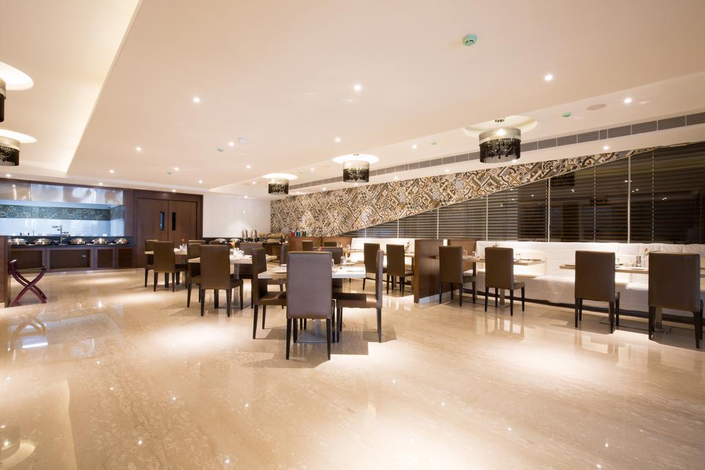 Kiscol Grands Hotel Coimbatore Buitenkant foto