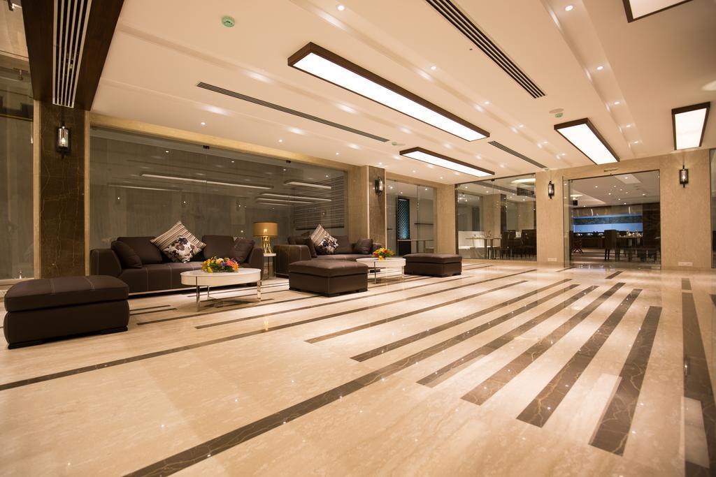 Kiscol Grands Hotel Coimbatore Buitenkant foto