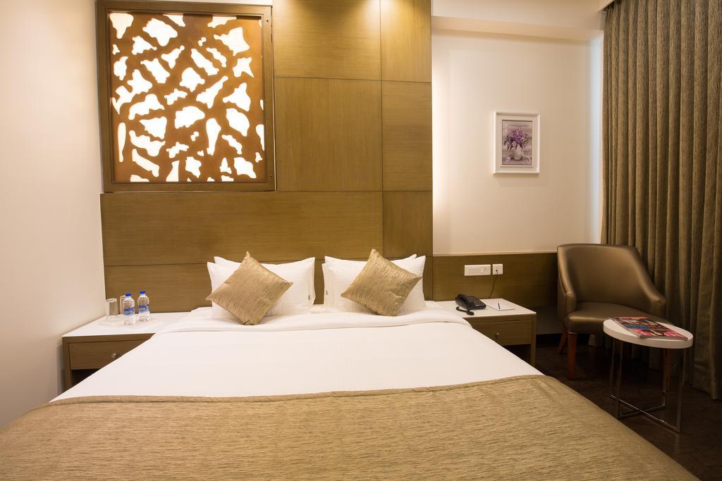 Kiscol Grands Hotel Coimbatore Buitenkant foto