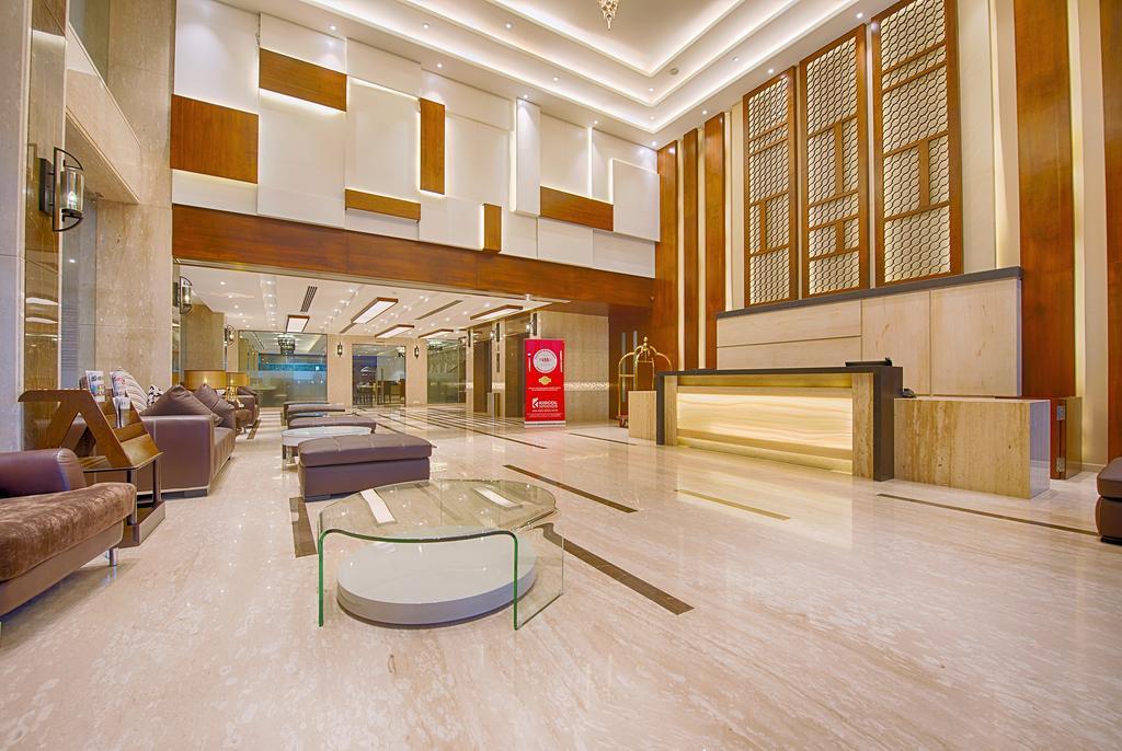 Kiscol Grands Hotel Coimbatore Buitenkant foto